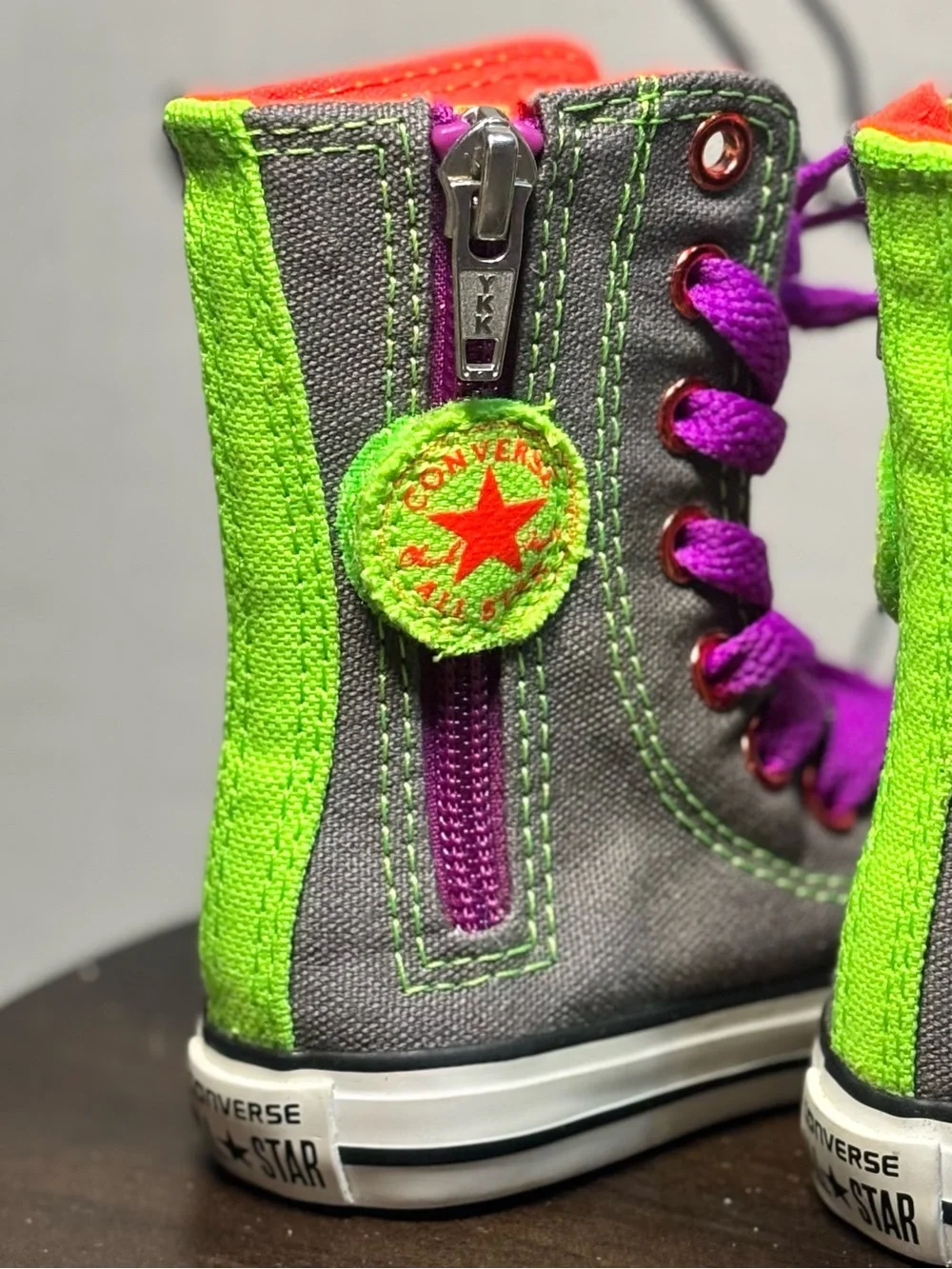 Converse Baby High-Top Sneakers NWOT & Zipper for Easy On/Off Size 3